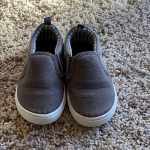 Carter’s Size 7 Toddler slip on shoes